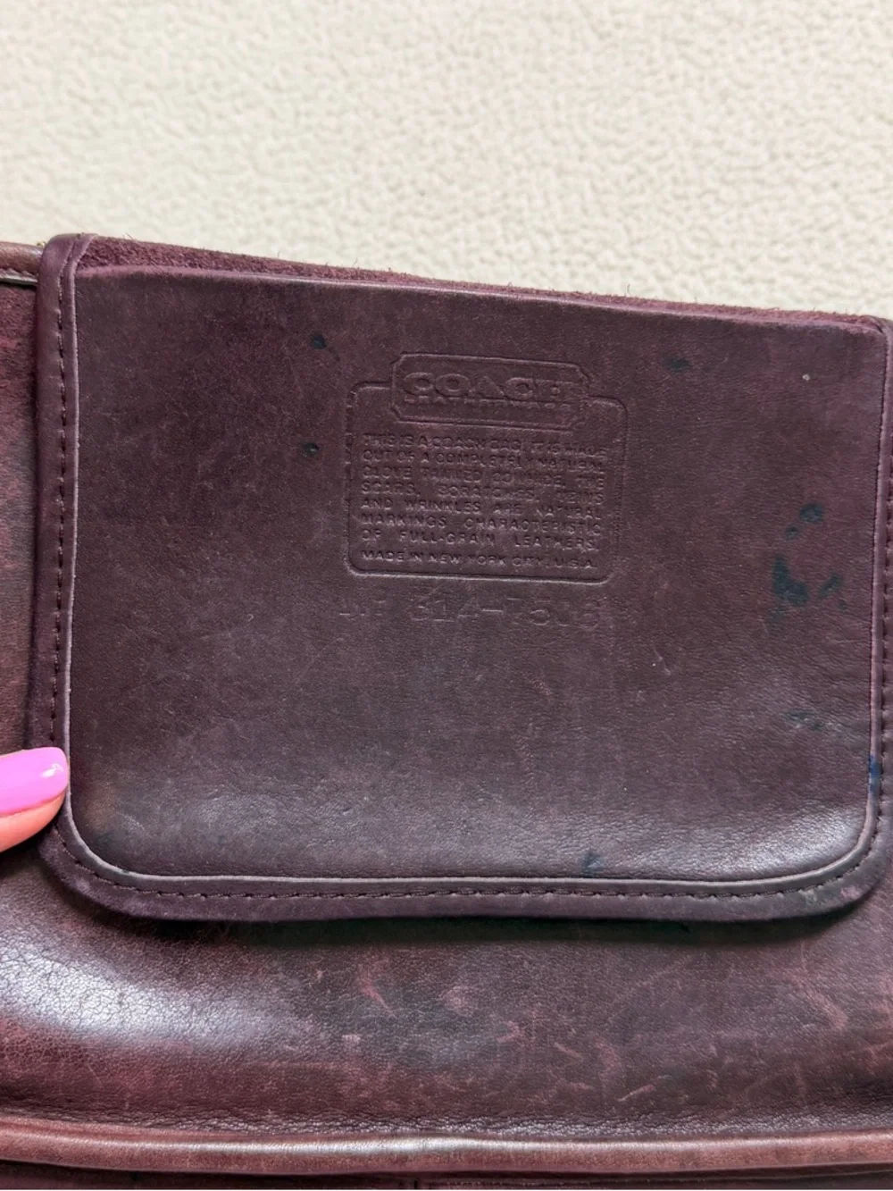 Vintage Coach Leather Wristlet Clutch in Burgundy - Picture 4 of 6